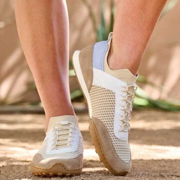 Womens Sz 6.5 Born "Aire" Lightweight Tan Suede & Knit Slip-on Sneakers NWOT - Picture 10 of 10